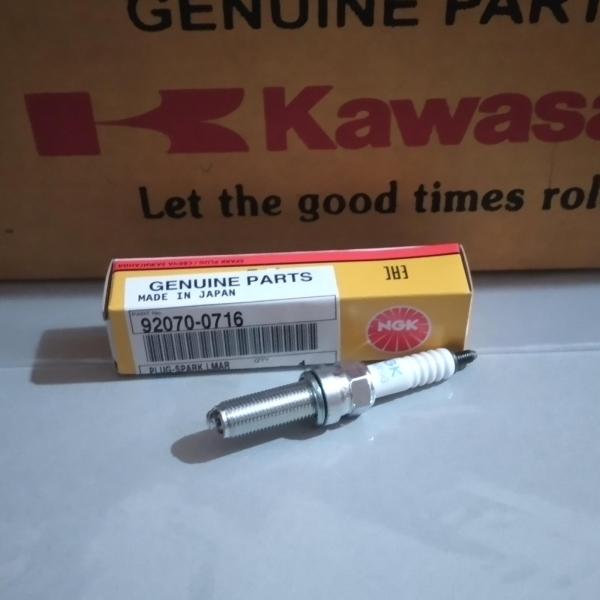 Busi Motor Iridium NGK LMAR9G ZX25 R RR